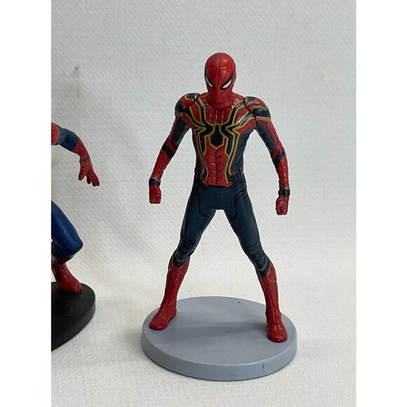 Spiderman Lot of 2 Figures Iron Spider and Ready to fight 3in - Picture 2 of 5